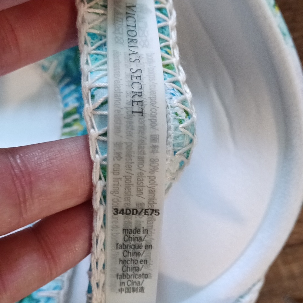 Victoria Secret swim Bikini NWT floral crocet💙💙💙 - Picture 6 of 12